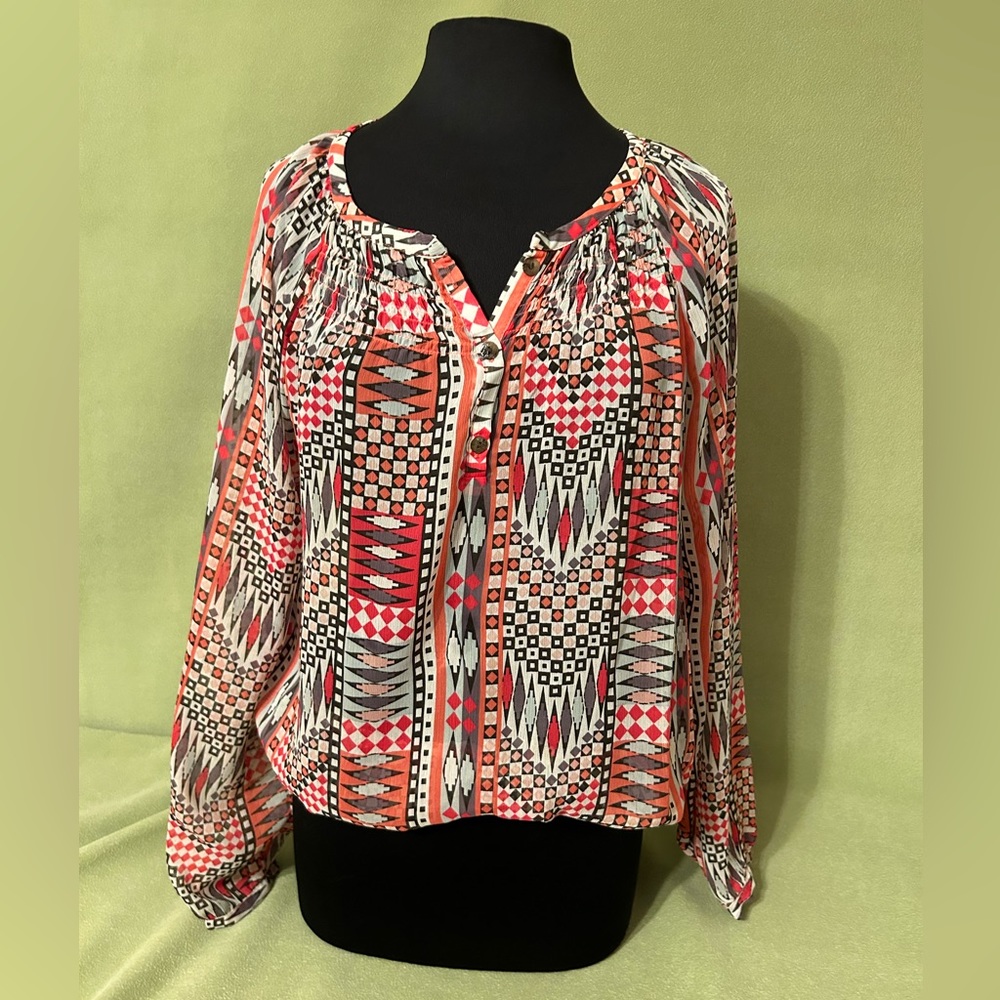 Super Cute Sanctuary Lg sheer long sleeve blouse.